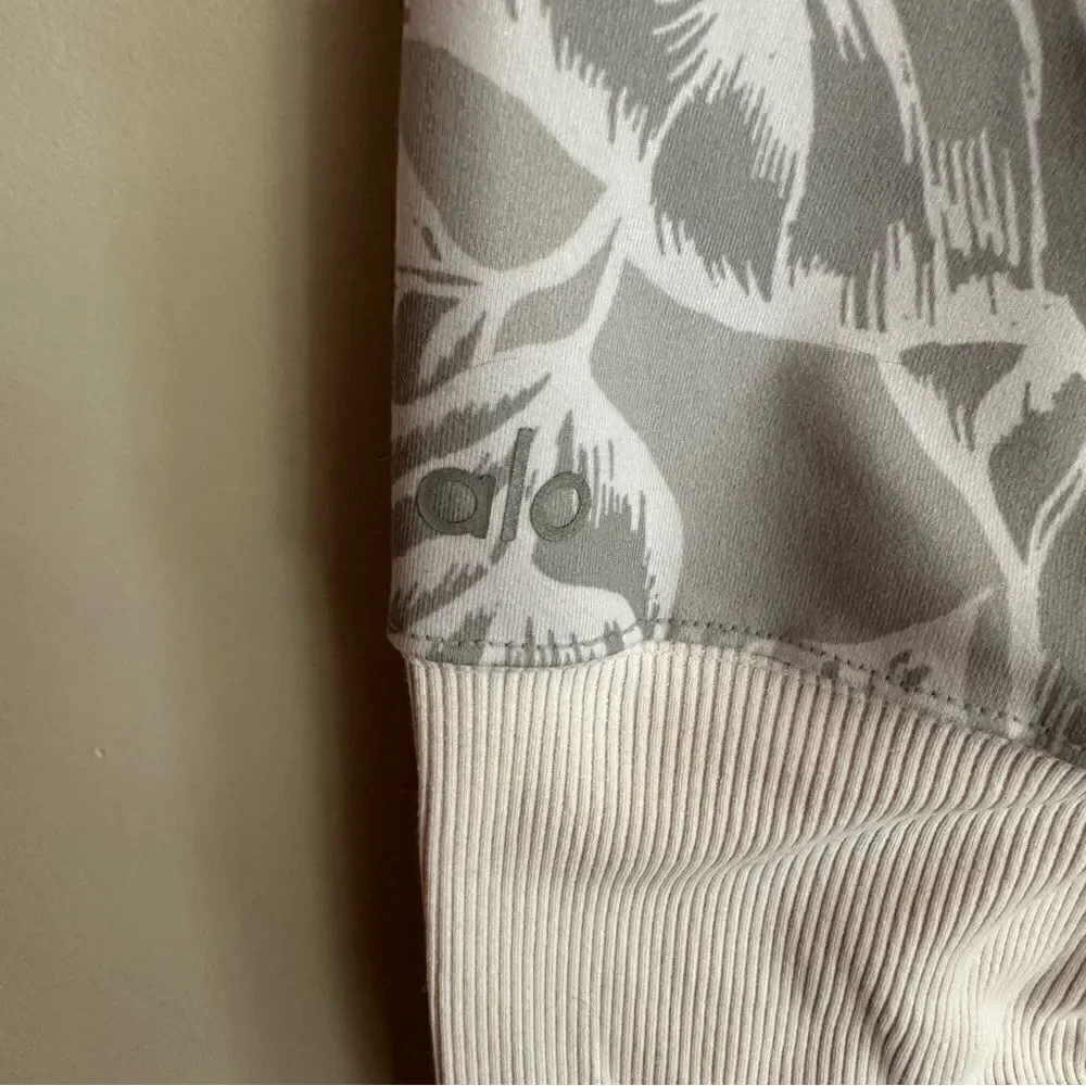 Alo Yoga Goddess palm leaf leggings size small